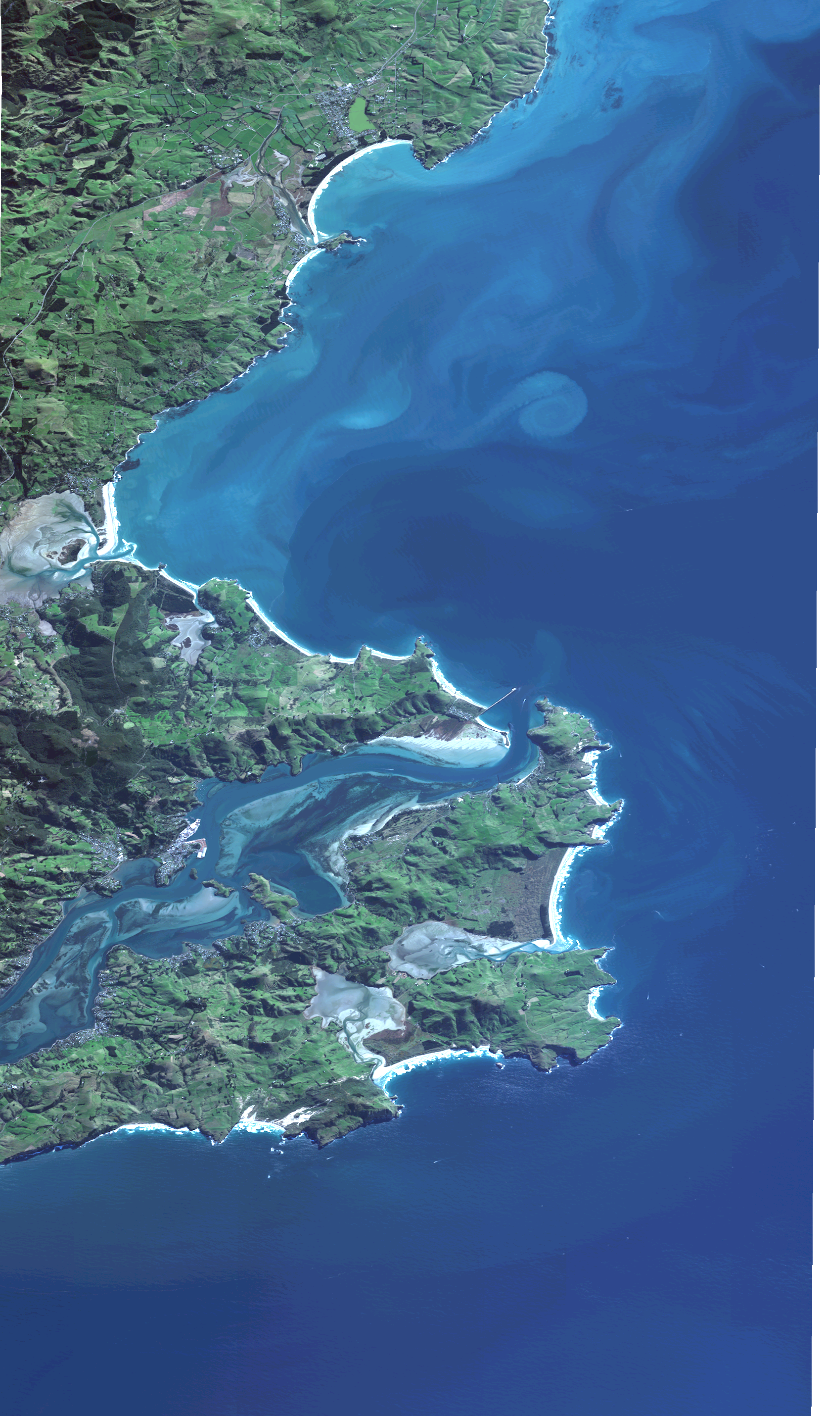 0.5m resolution satellite image
